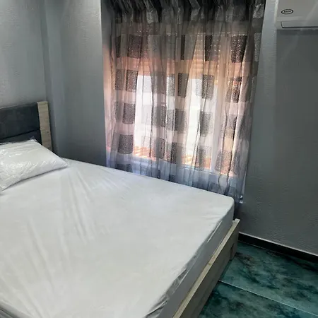 Peykoxori 3 Luxury By Makhome Apartamento