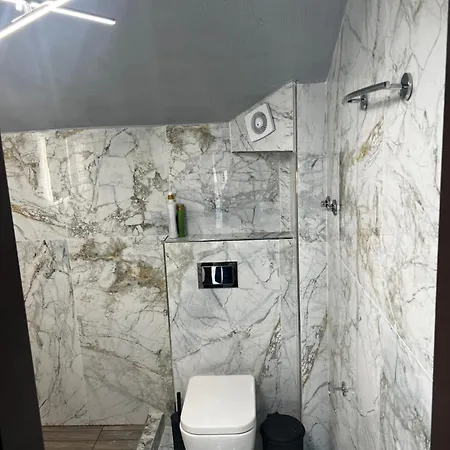 Peykoxori 3 Luxury By Makhome Apartamento
